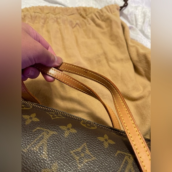 ❤️SOLD❤️Authentic Vintage LOUIS VUITTON Papillon 26 in Monogram Canvas - Picture 6 of 13
